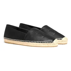 Les Espadrilles