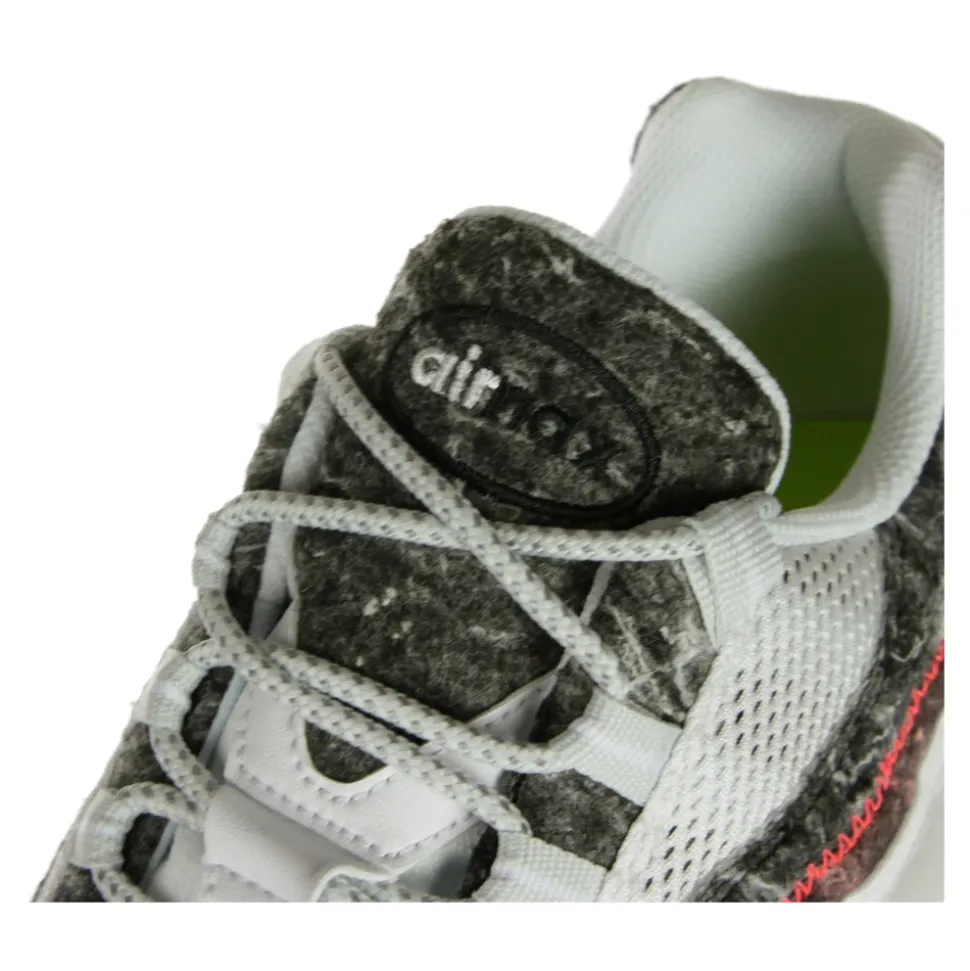 Low Top Air Max 95 Sneaker
