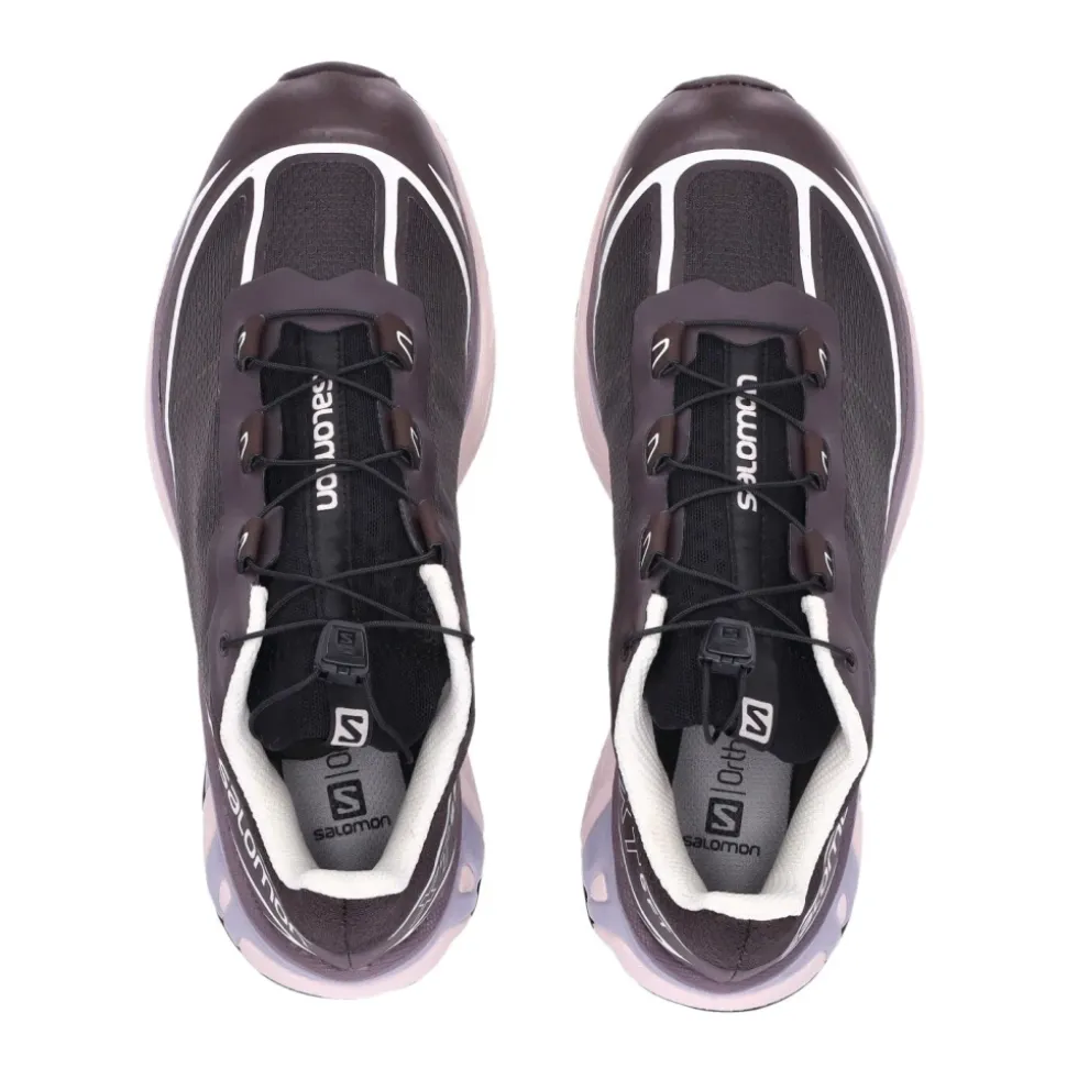 Low-Top Sneaker