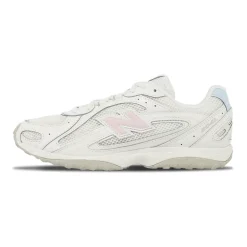 204L Sneakers