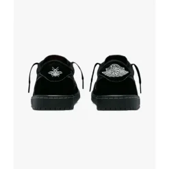 Minimalistische Black Phantom Sneakers