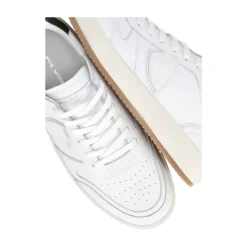 Nice Lage Sneakers