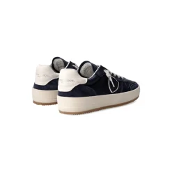 Nice Tennis Sneakers