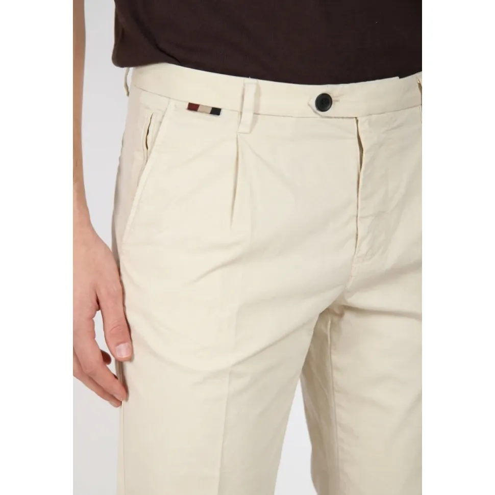 Osaka 1 Pince Delamere Chino