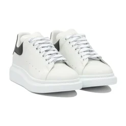 Oversized Sneaker