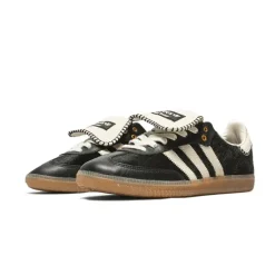 Pony Tonal Samba Core Zwart