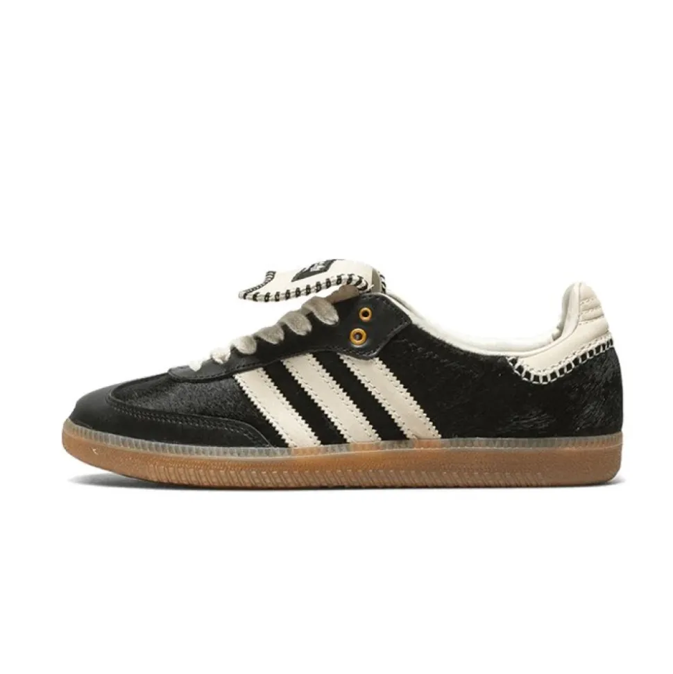 Pony Tonal Samba Core Zwart