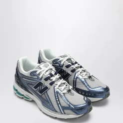 1906R Sneaker