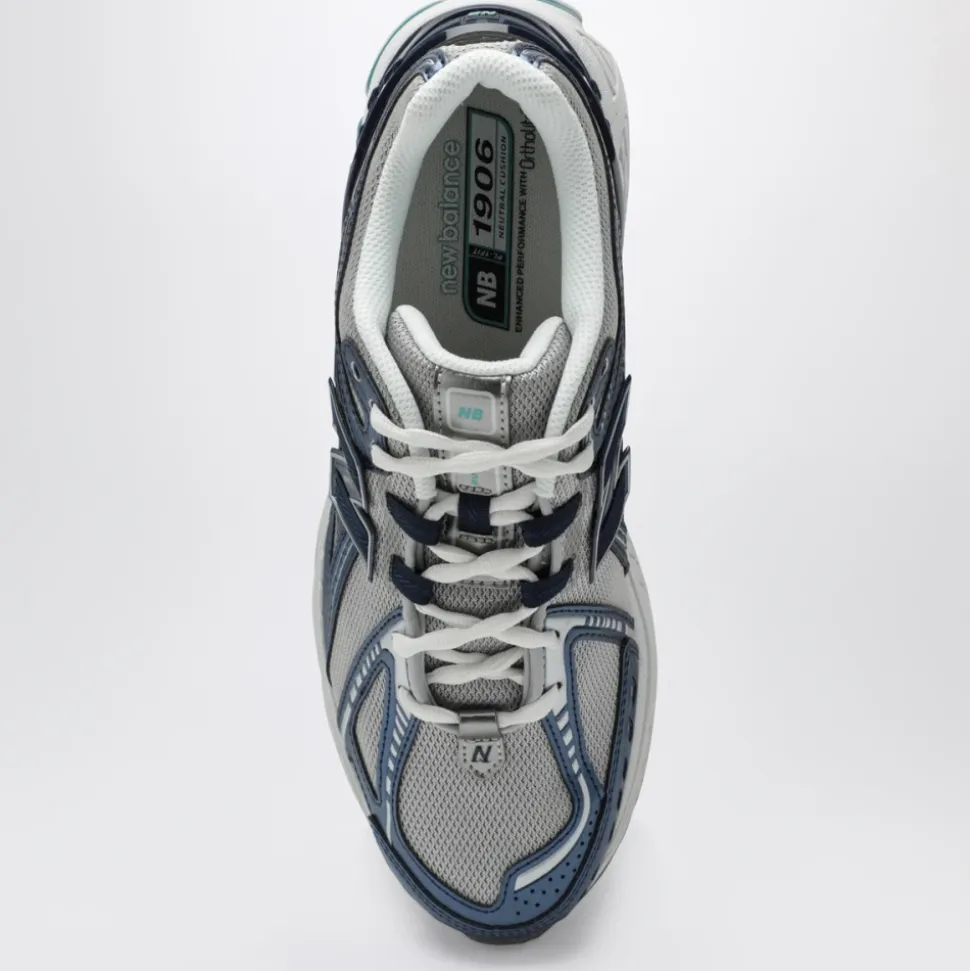 1906R Sneaker