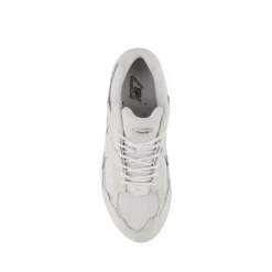 2002R Sneakers