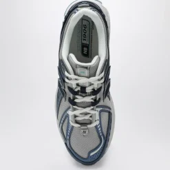 1906R Sneakers