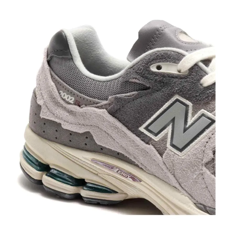 2002R Protection Pack Sneakers