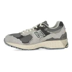 2002R Protection Pack Sneakers