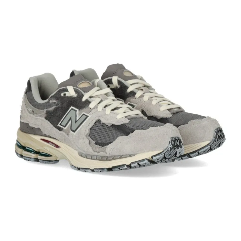 2002R Protection Pack Sneakers