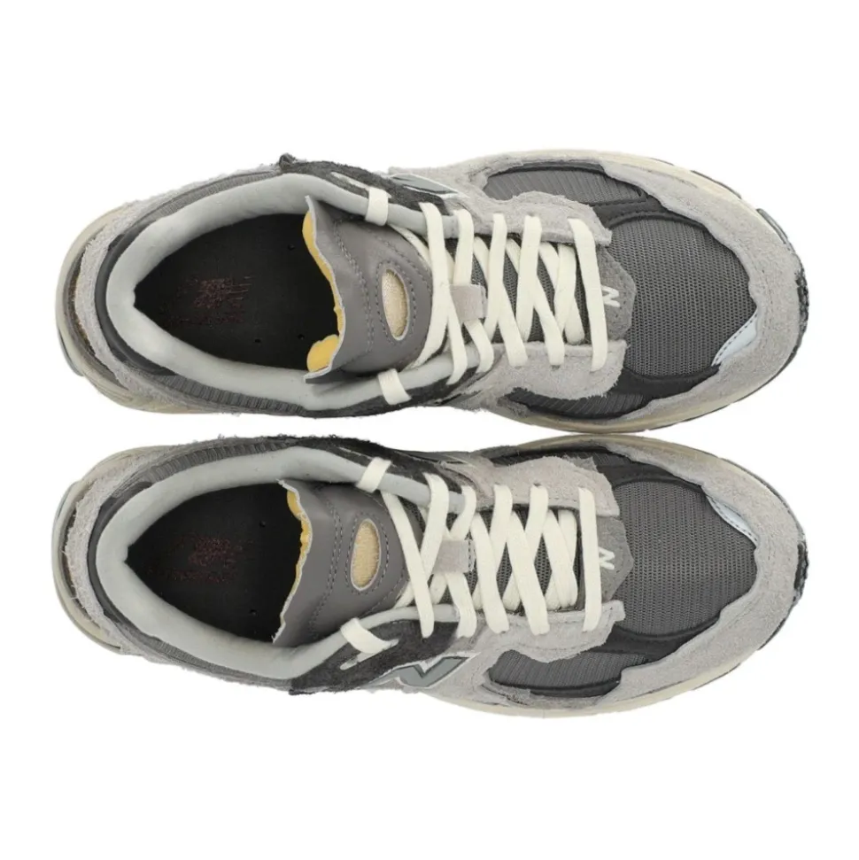 2002R Protection Pack Sneakers
