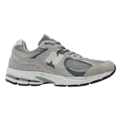 2002R Sneakers