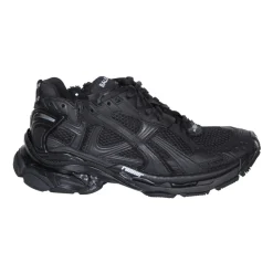 Runner Sneakers