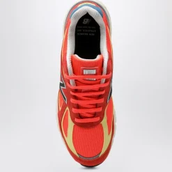 Running Shoes