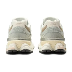 Running Shoes
