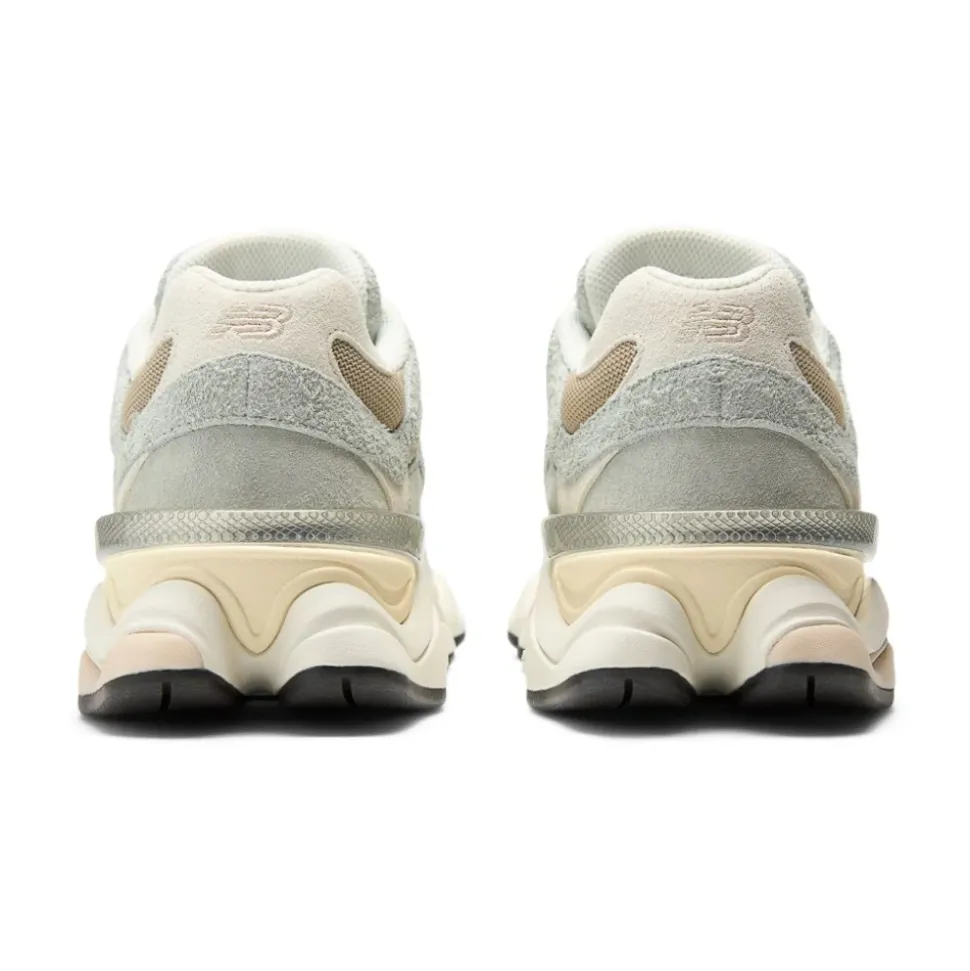 Running Shoes