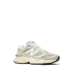 Running Shoes