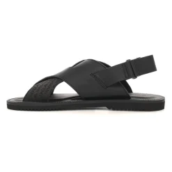 Sandalen met gekruiste bandjes