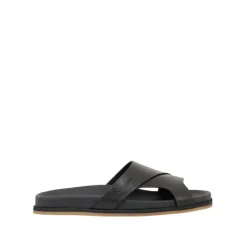 Sandalen met gekruiste bandjes