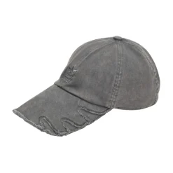 Slashed Cap
