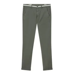 Slim-Fit Chino