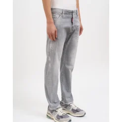 Slim Twist Jeans