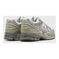 1906 Sneaker