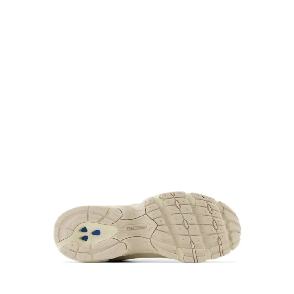 530 Sneakers