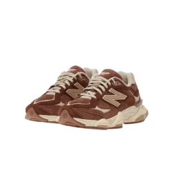 9060 Sneakers