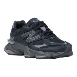 9060 Sneakers