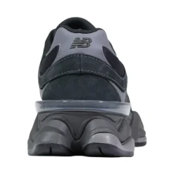 9060 Sneakers
