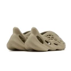 Stone Salt Foam Runner Sneakers