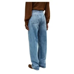 Straight Jeans