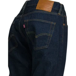 Straight Jeans