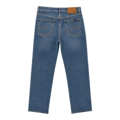 Straight Jeans