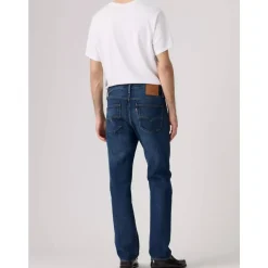 Straight Jeans