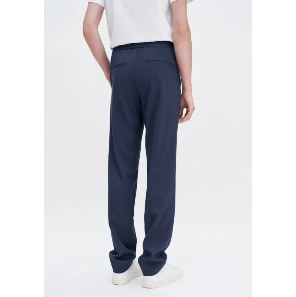 Tailored Jogger in Relaxed Wol