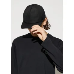 Technical Fabric Baseball Cap met Leren Logo