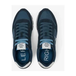 Tom Solid Sneaker