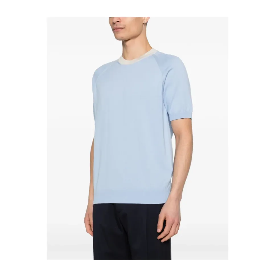 T-shirt van gebreid materiaal met korte mouwen en ronde hals