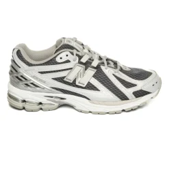 1906U Sneaker
