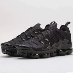 VaporMax Plus Sneakers