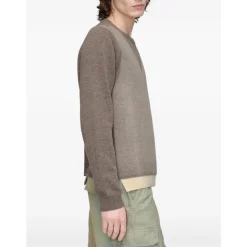 V-neck Knitwear