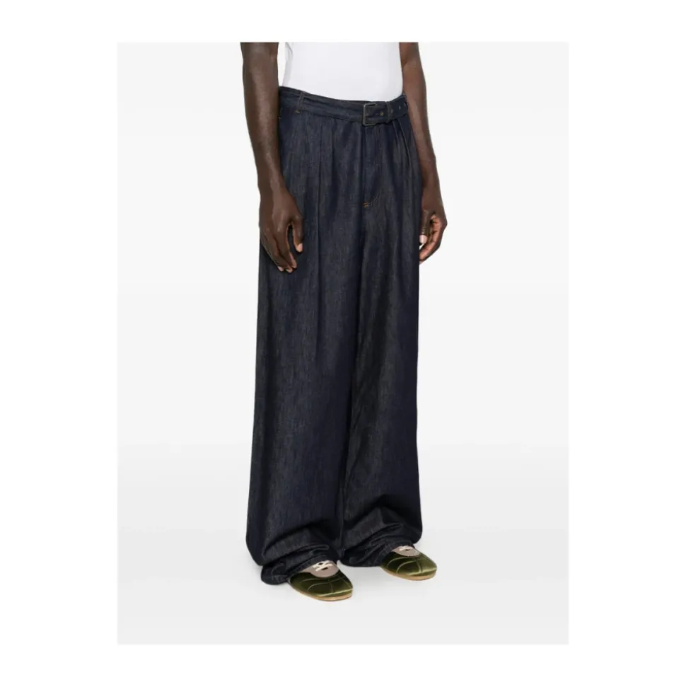 Wide Pleated Jeans