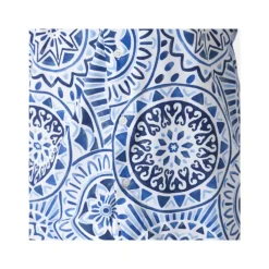 Wit overhemd met blauwe motieven