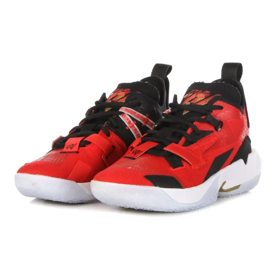 Zero.4 Basketball Sneakers